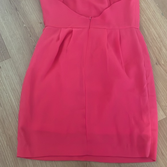 Aryn K 100% silk dress—classic open back sheath dress - Picture 5 of 6